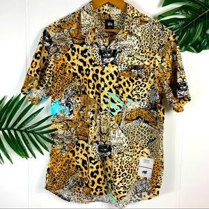 STUSSY Men’s Jungle Cat Short Sleeve ButtonDown Lg
